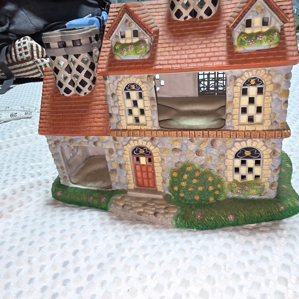 PARTYLITE RETIRED THE BRISTOL HOUSE TEALIGHT HOYSE - Picture 6 of 8
